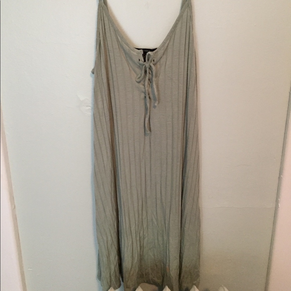 Short and casual sage dress - never worn!